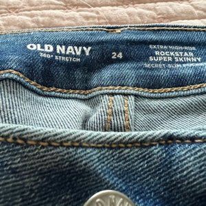 Old Navy Super Skinny size 24